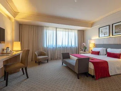 Hotel A.roma Lifestyle 4*