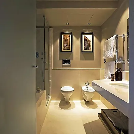 Hotel A.roma Lifestyle 4*