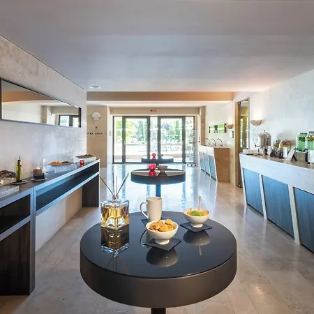 A.roma Lifestyle Hotel